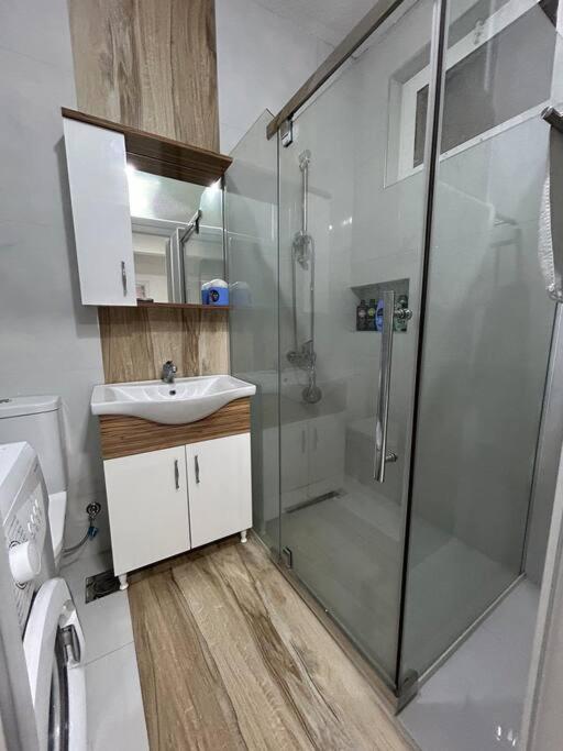 Cozy Corner Apartment Gjakova Esterno foto